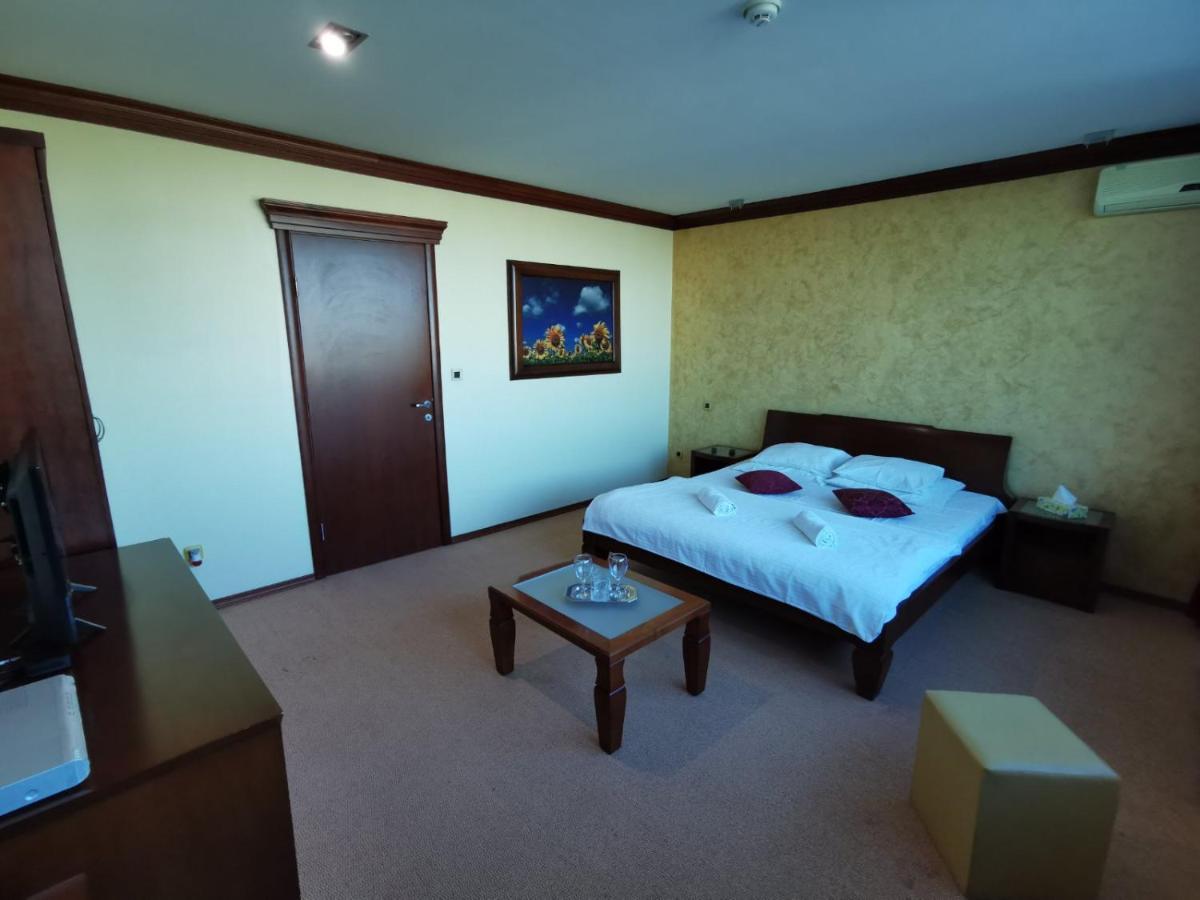 Panorama Apartman Novi Sad Exteriér fotografie